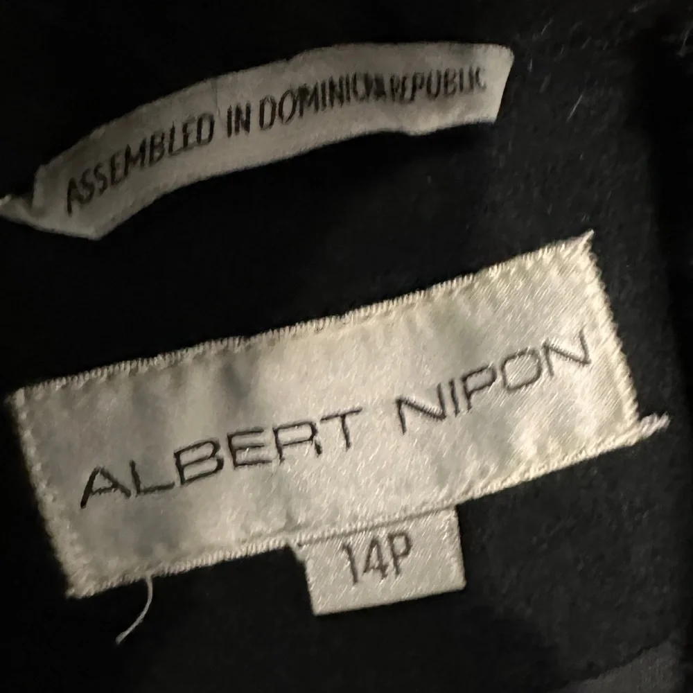 Albert Nipon Stunning vintage wool swing coat with fox fur trim.😍
